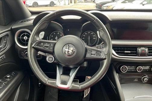 2022 Alfa Romeo Stelvio Ti