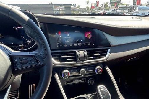 2024 Alfa Romeo Giulia Ti