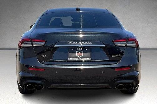 2022 Maserati Ghibli Modena Q4