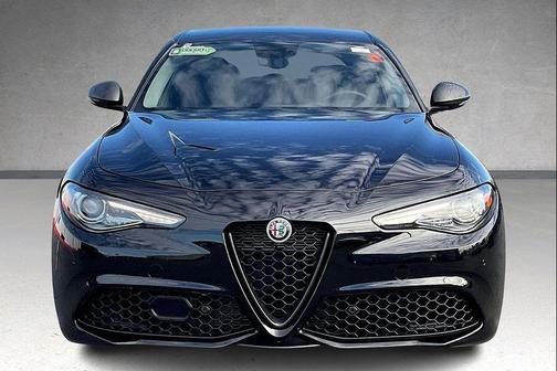 2019 Alfa Romeo Giulia Sport