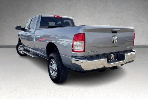 2022 RAM 2500 Big Horn Crew Cab 4x4 8' Box