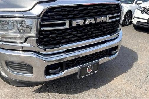 2022 RAM 2500 Big Horn Crew Cab 4x4 8' Box