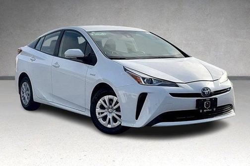 2021 Toyota Prius LE