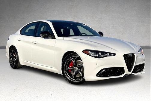 2025 Alfa Romeo Giulia Ti