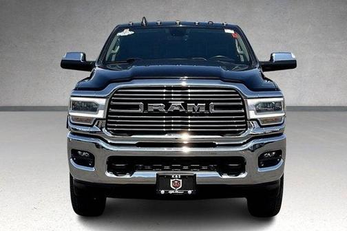 2022 RAM 2500 Laramie Crew Cab 4x4 6'4' Box