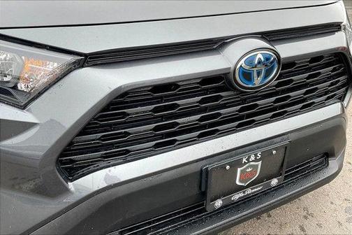 2022 Toyota RAV4 Hybrid LE