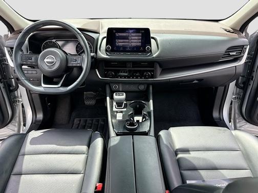 Brilliant Silver Metallic 2023 Nissan Rogue SV