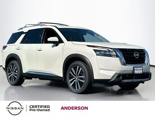 2024 Nissan Pathfinder Platinum