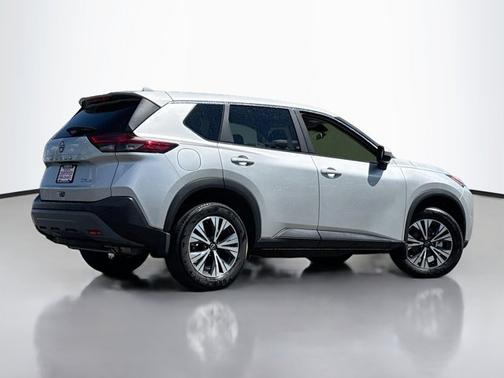 Brilliant Silver Metallic 2023 Nissan Rogue SV