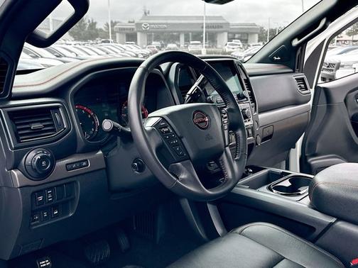 2024 Nissan Titan PRO-4X