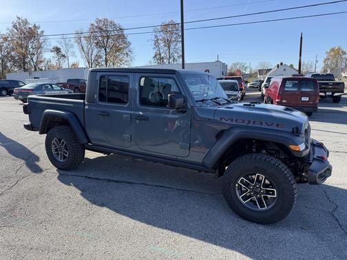 2026 Jeep Gladiator Mojave 4x4