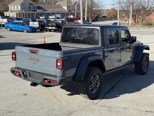 2026 Jeep Gladiator Mojave 4x4