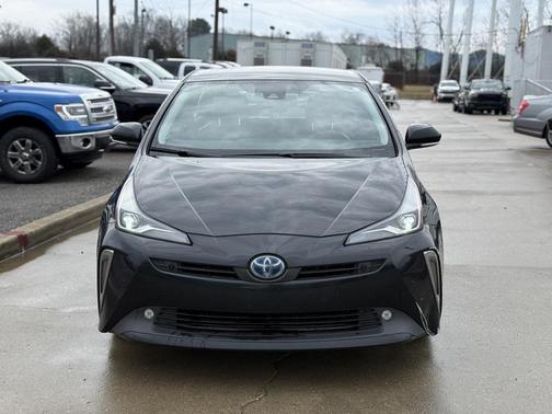 2019 Toyota Prius XLE