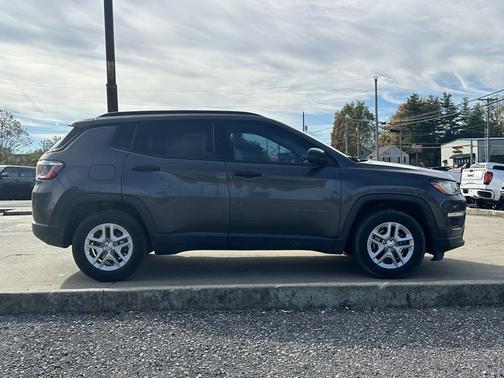 2018 Jeep Compass Sport