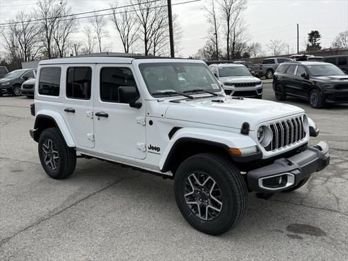 2025 Jeep Wrangler 4-Door Sahara 4x4