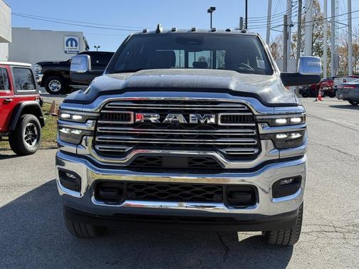 2026 RAM 2500 Laramie Crew Cab 4x4 6'4' Box