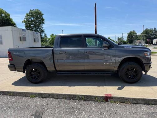 Granite Crystal Metallic Clearcoat 2020 RAM 1500 Big Horn/Lone Star