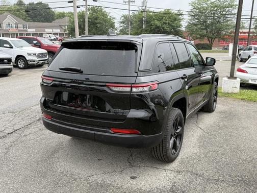 2025 Jeep Grand Cherokee Limited X