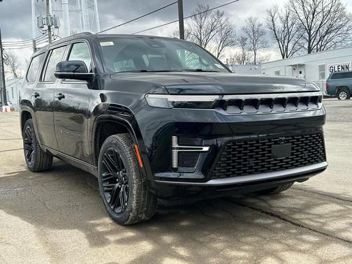 2026 Jeep Grand Wagoneer Limited Reserve 4x4