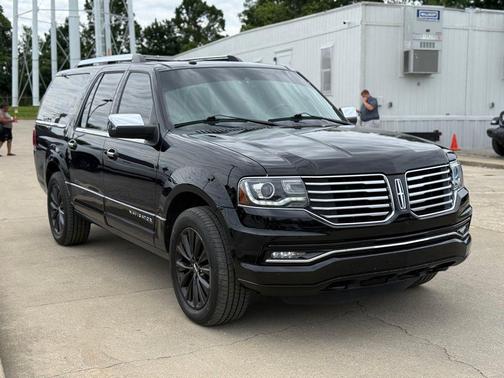 Black Velvet 2017 Lincoln Navigator Select