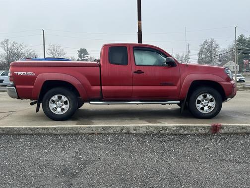 2013 Toyota Tacoma Base