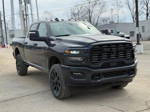 2026 RAM 2500 Big Horn Crew Cab 4x4 6'4' Box