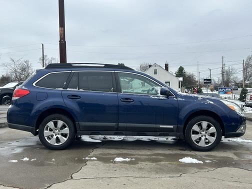 2011 Subaru Outback 2.5 i Limited
