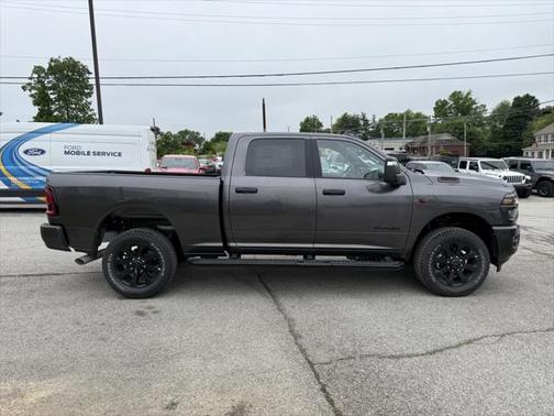 2025 RAM 2500 Big Horn Crew Cab 4x4 6'4' Box
