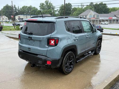 Anvil 2017 Jeep Renegade Altitude