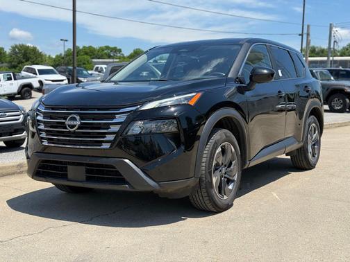 Super Black 2024 Nissan Rogue SV