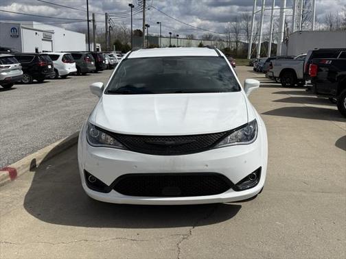 2020 Chrysler Pacifica L