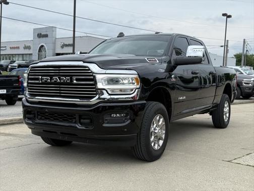 2023 RAM 2500 Laramie Crew Cab 4x4 6'4' Box