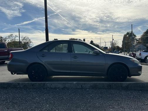 2004 Toyota Camry STD