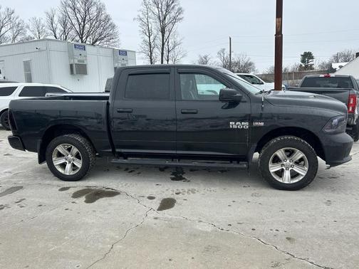 2016 RAM 1500 Sport