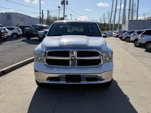 2018 RAM 1500 SLT