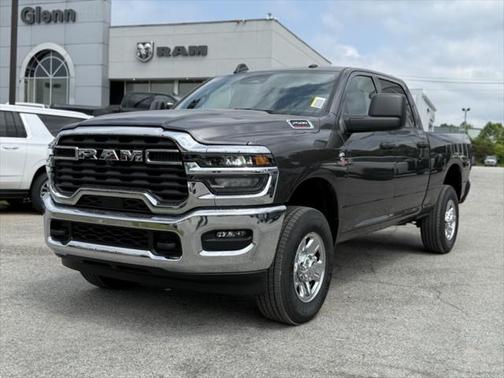 2025 RAM 2500 Tradesman Crew Cab 4x4 6'4' Box