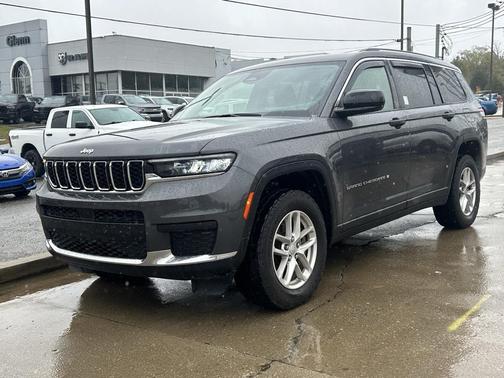 2022 Jeep Grand Cherokee L Laredo