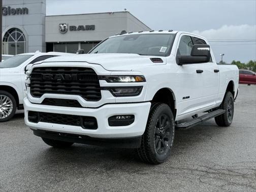 2025 RAM 2500 Big Horn Crew Cab 4x4 6'4' Box