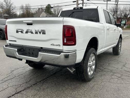 2026 RAM 2500 Laramie Crew Cab 4x4 6'4' Box