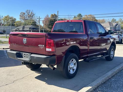 2018 RAM 3500 Tradesman Crew Cab 4x4 6'4' Box