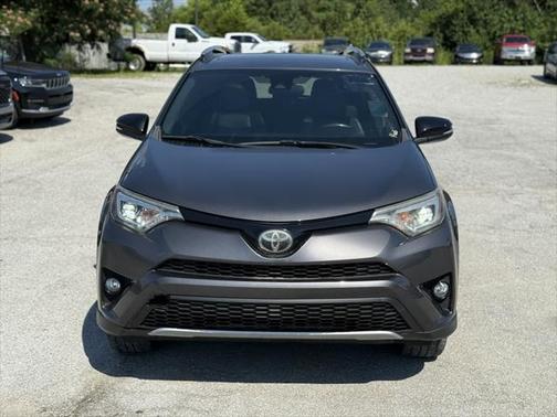 2017 Toyota RAV4 SE