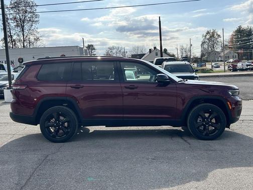 2025 Jeep Grand Cherokee L Altitude