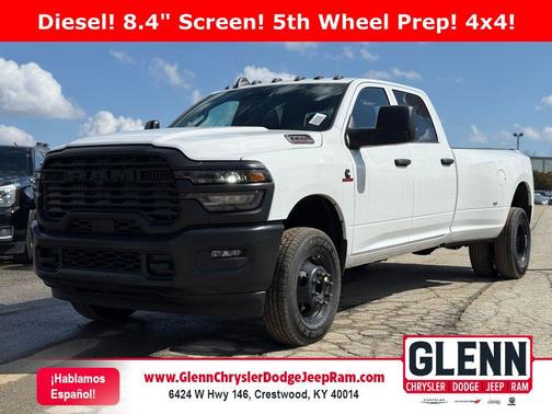 Bright White Clearcoat 2026 RAM 3500 Tradesman Crew Cab 4x4 8' Box