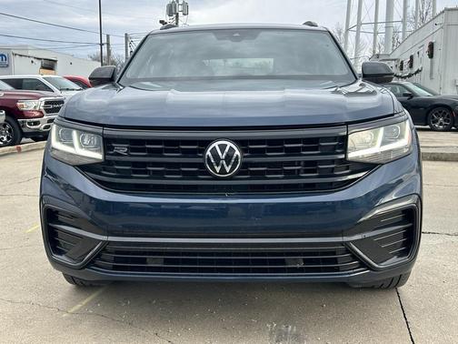 2023 Volkswagen Atlas Cross Sport 3.6L V6 SEL R-Line