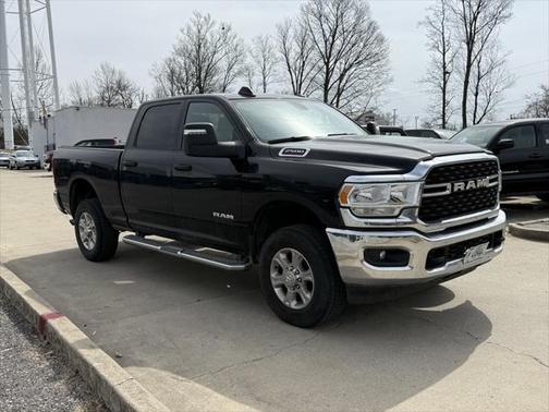 2023 RAM 2500 Big Horn Crew Cab 4x4 6'4' Box