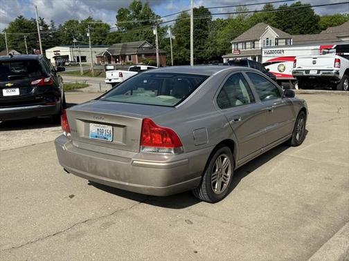 2005 Volvo S60 2.5T