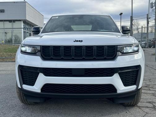 2026 Jeep Grand Cherokee Altitude