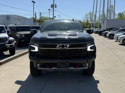 2024 Chevrolet Silverado 1500 ZR2