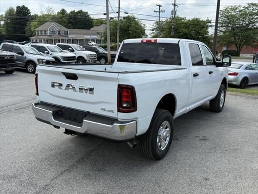 2025 RAM 2500 Tradesman Crew Cab 4x4 6'4' Box