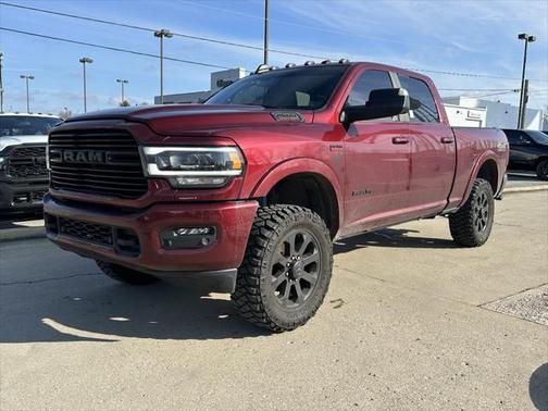 2022 RAM 2500 Laramie Crew Cab 4x4 6'4' Box